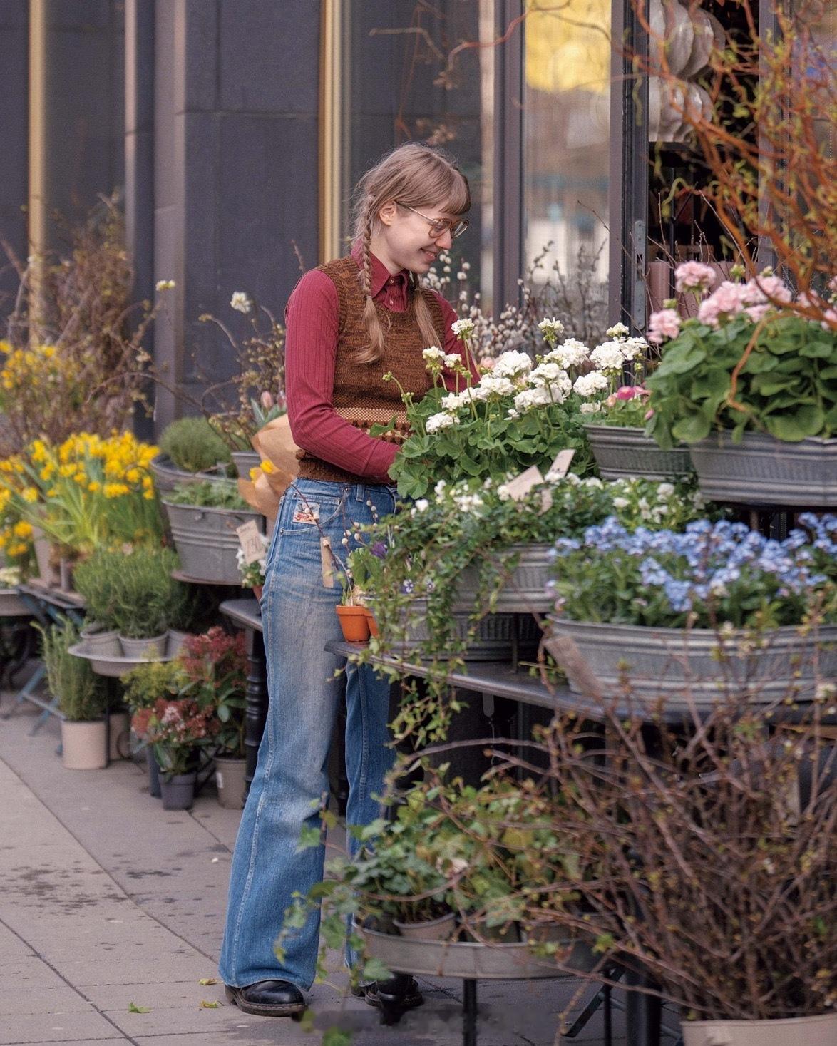 巴黎街头的初夏穿搭，每个女孩都hin时尚～ ​​​