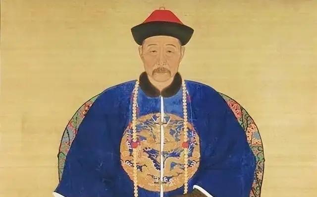 1703年，68岁的索额图被活活饿死在宗人府。康熙尤不解恨，又下令抄了他家，杀光