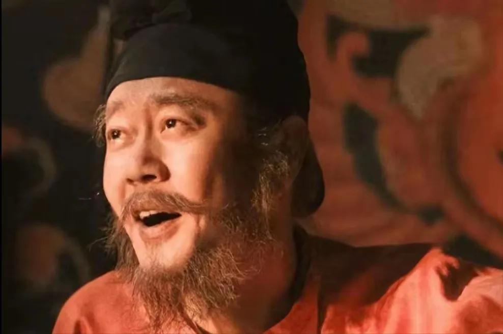 冯嘉怡在《长安的荔枝》里戏份不多，但他的精彩表演是该剧的一大亮点！       