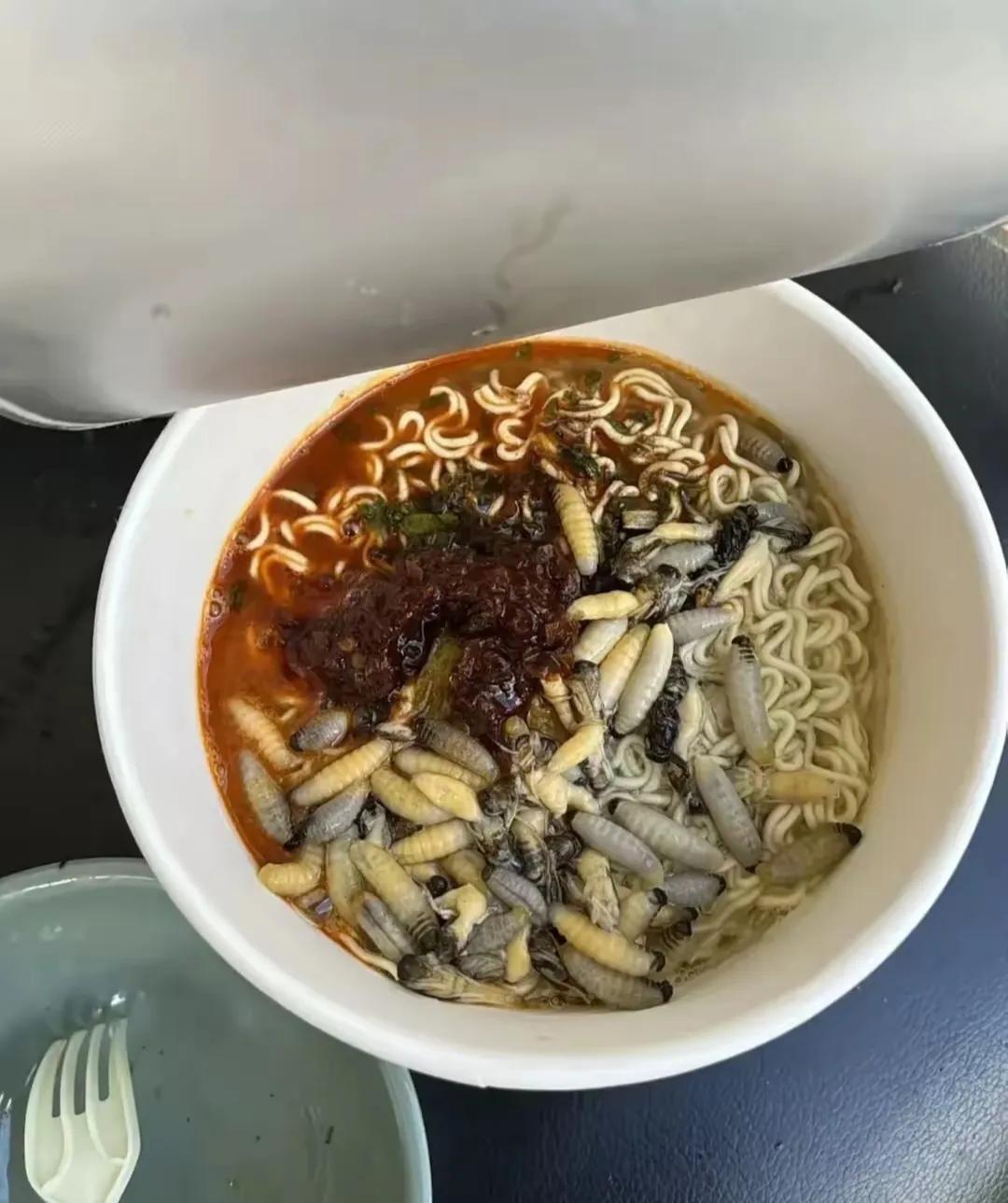 这是谁干的[吐彩虹]