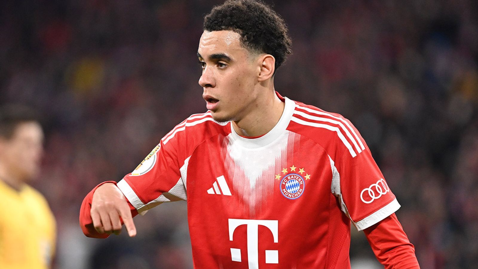 穆夏拉正在完成由专家和物理治疗师开发的每日额外培训计划。预计在即将到来的比赛中，