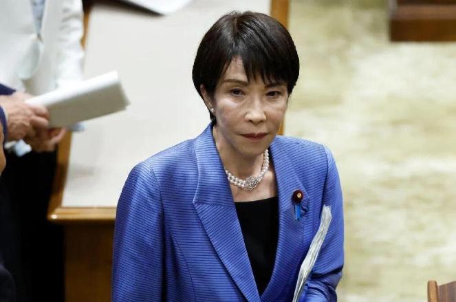 谁能想到，高市早苗这一跪，根本不是认错道歉，全是精心演出来的政治大戏！

5 月