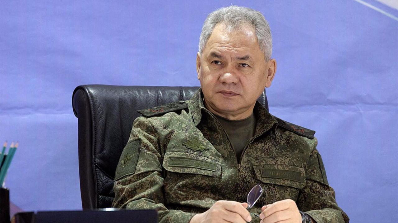 乌克兰战争最新情况汇总： 
1.乌克兰军方表示，它在南部战线“向斯塔罗马奥尔斯克