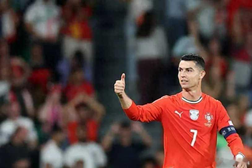 C罗确定首发出战克里斯蒂亚诺·罗纳尔多（C罗）确认将在2026年美加墨世界杯葡萄