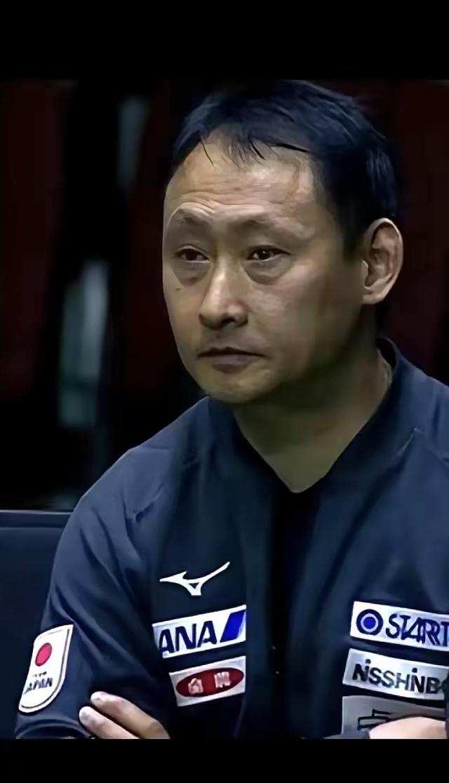 看到王皓微笑握手弗朗西斯卡：张本宇怎么也“想不通”？

明明自己儿子是同胞，可王