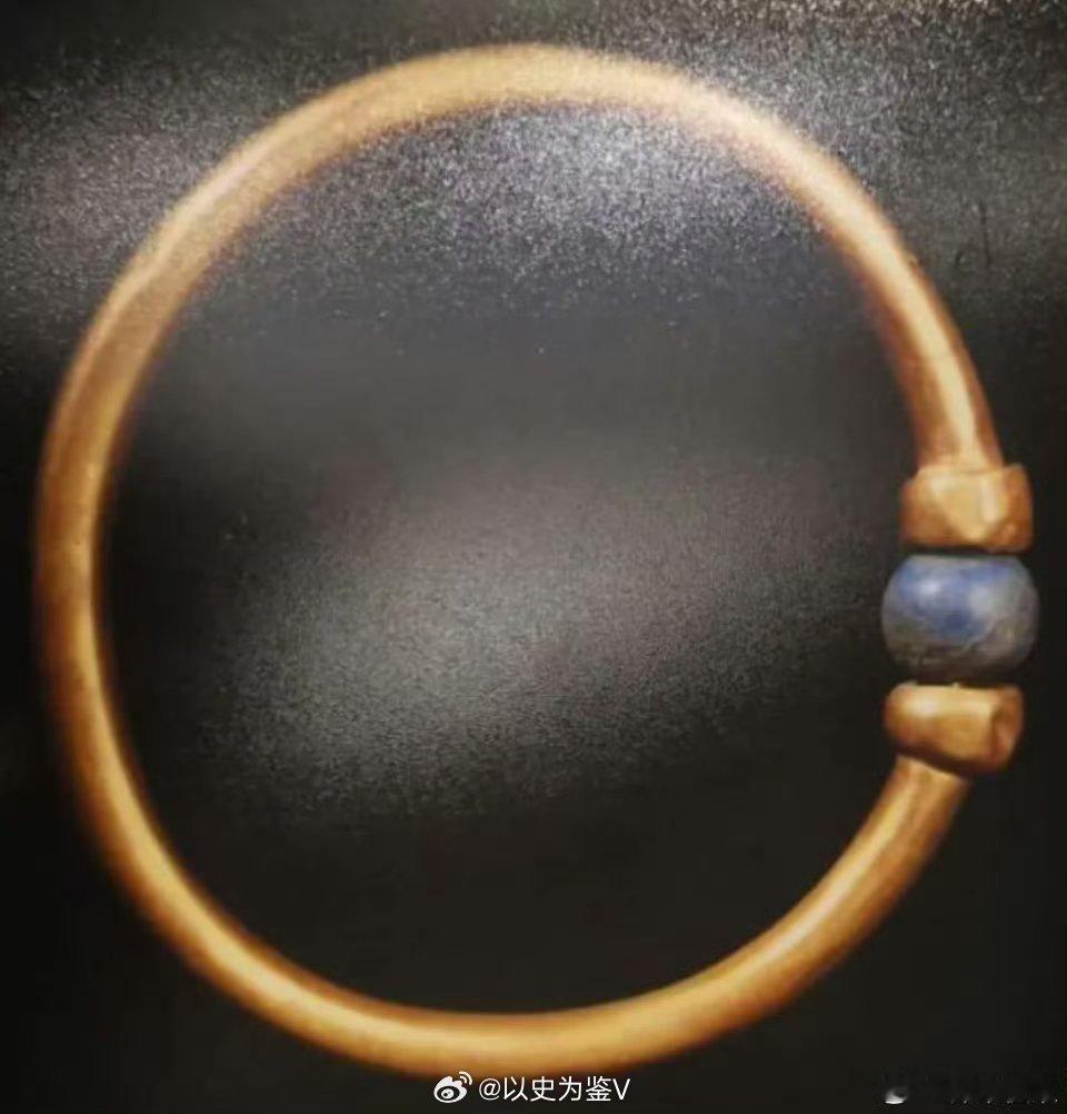 埃及3000年前金镯被熔卖了不到3万元🌿，原来是埃及文物修复专家监守自盗，把金