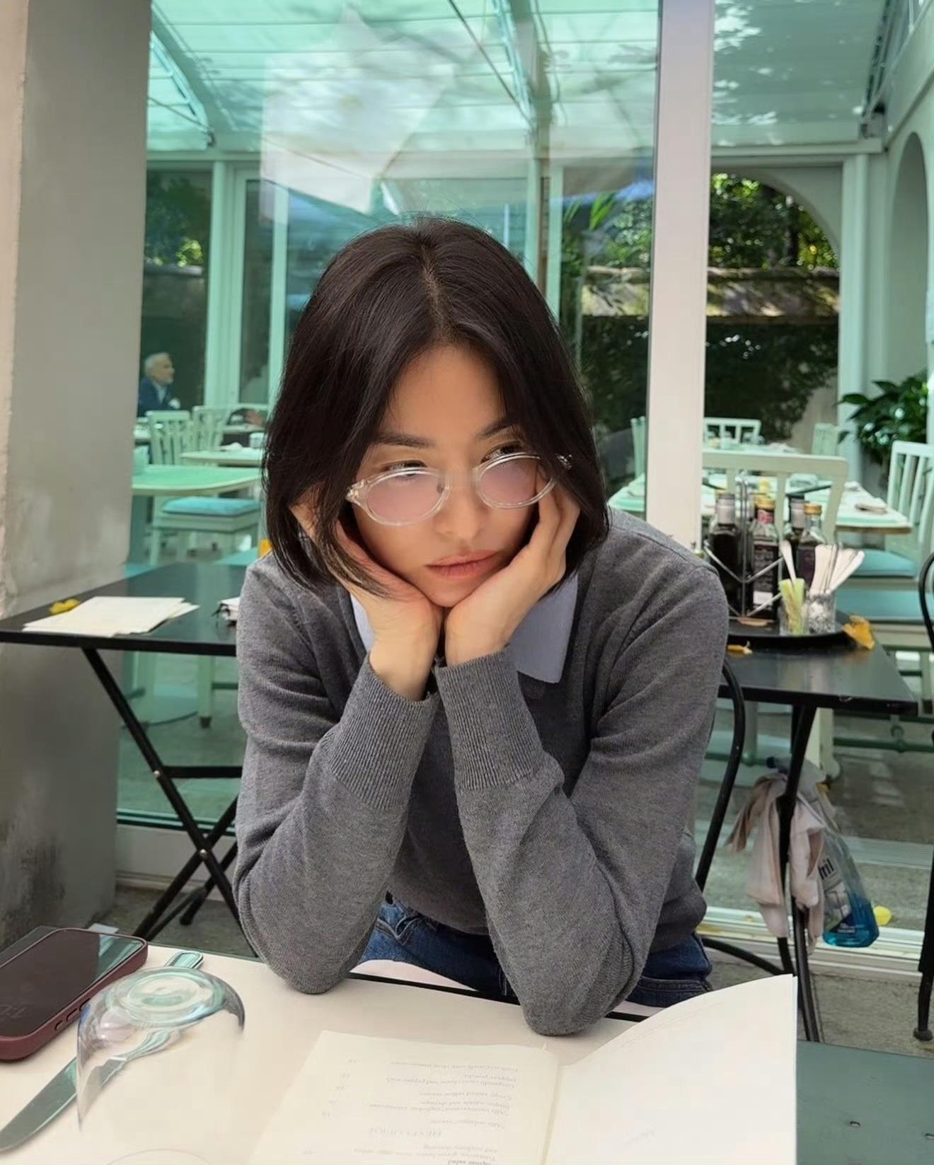宋慧乔从出现开始就美得在发光宋慧乔近期ins日常合集 从容自洽的迷人好状态