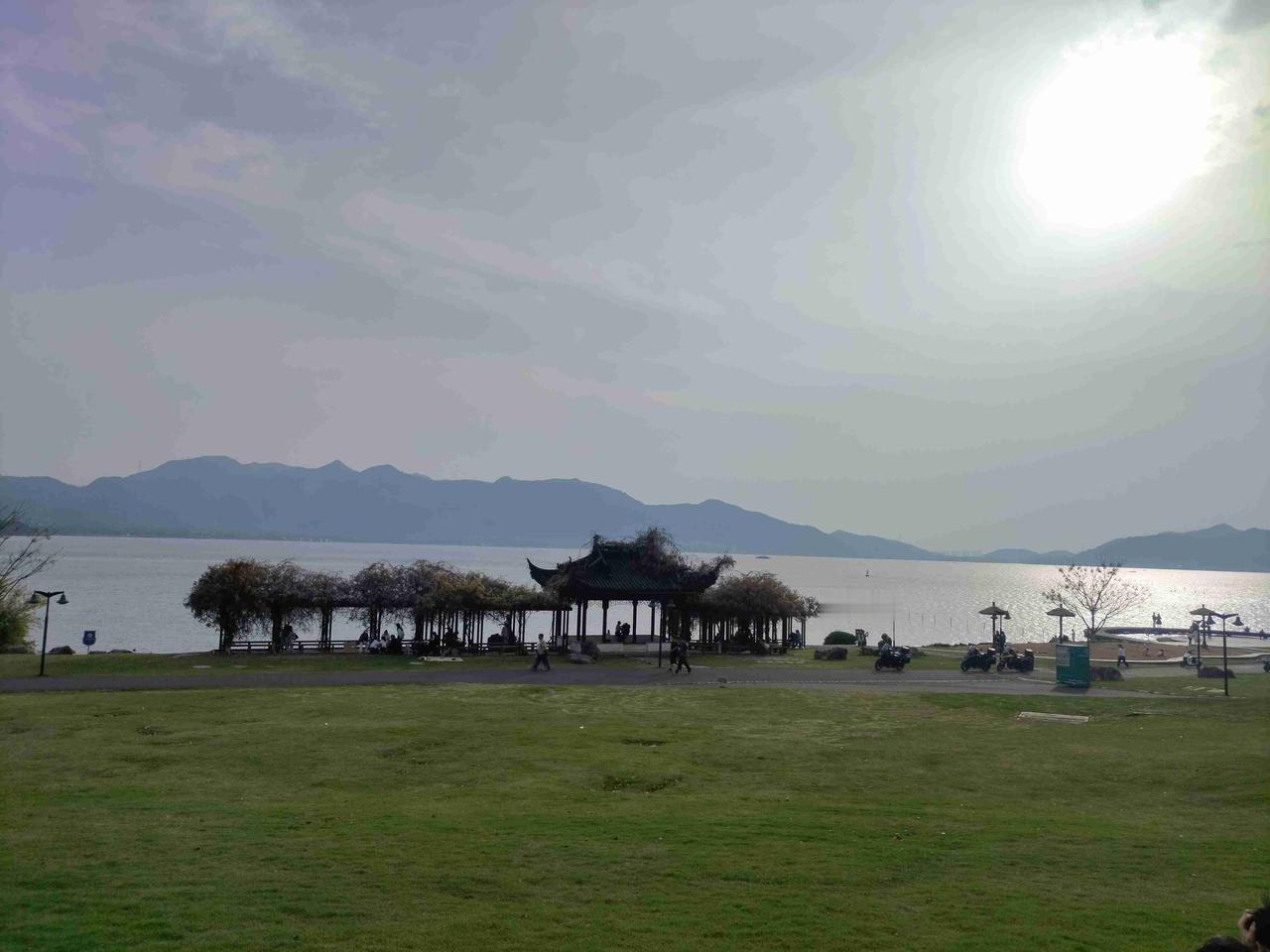 我的今日状态：💪🏻充满干劲
我这里的天气：🌤️多云