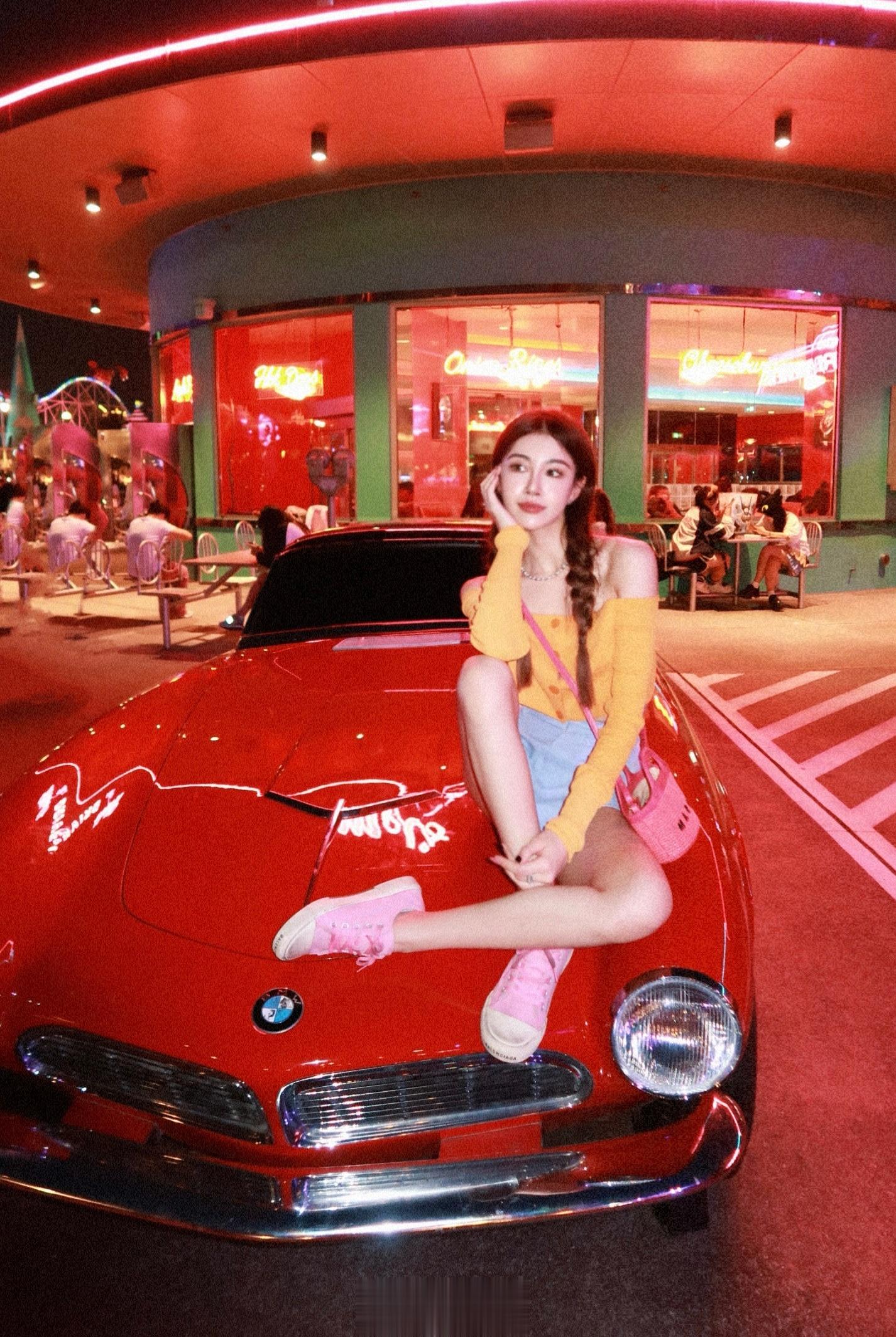 🌎𝙐𝙣𝙞𝙫𝙚𝙧𝙨𝙖𝙡 𝘿𝙖𝙮糖果色的Dreamland
