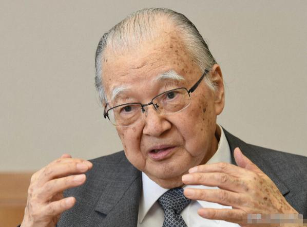 12月30日，当日本媒体都在聚焦中国军演的时候，日本发生的另一件大事却鲜有人关注