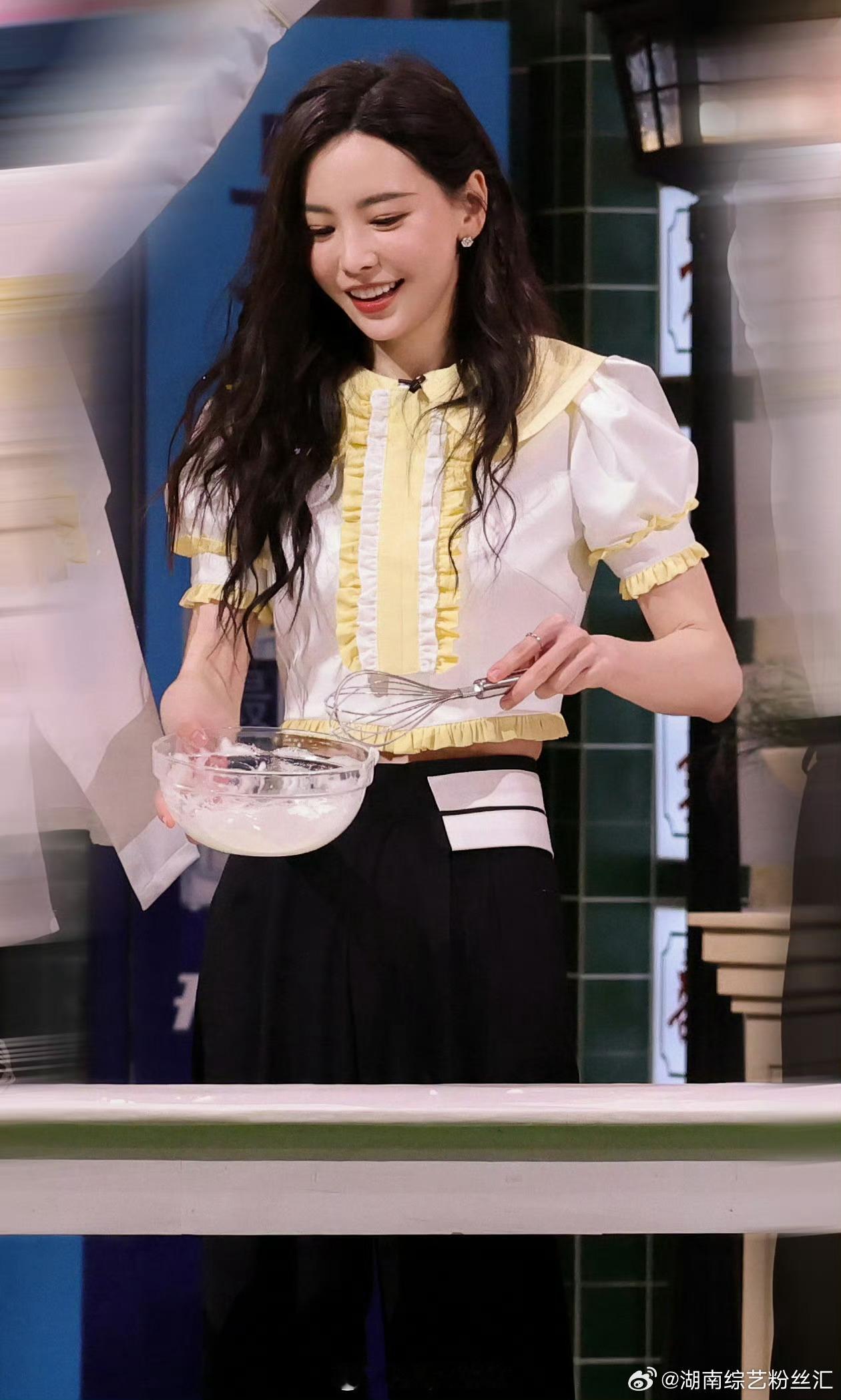 #于文文[超话]#欢迎加盟《#动感20周年音乐盛典#》，12月16日芒果直播，期