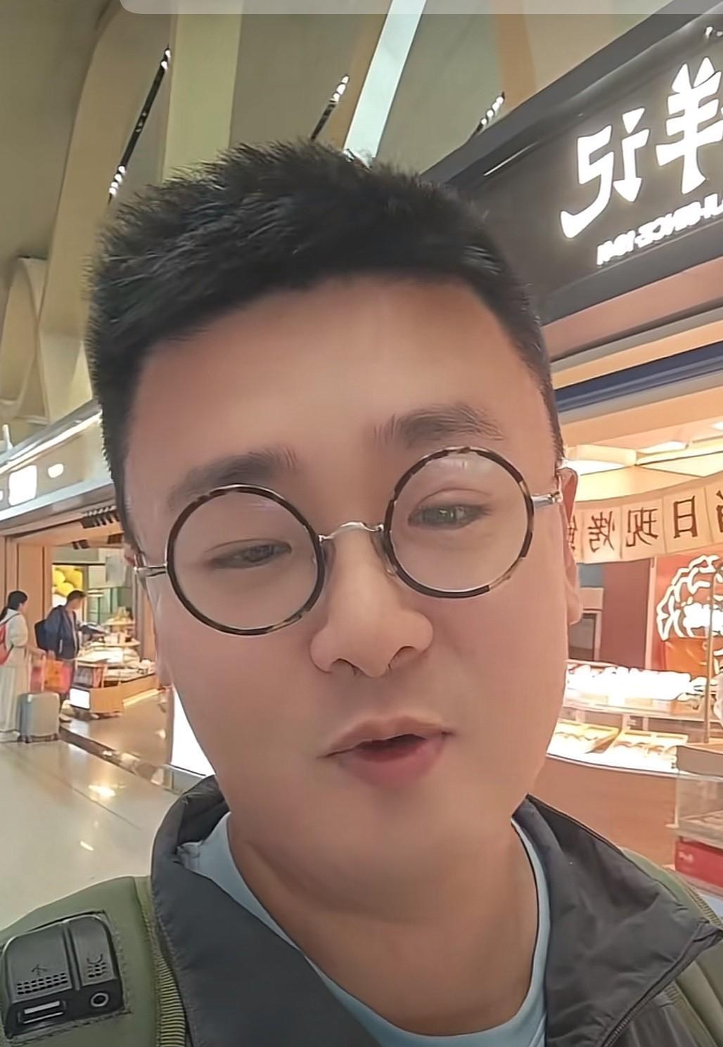 限流、掉粉、封号，正义人设还能撑多久，这条路走到头了吗。
马翔宇之前因为举报苏州