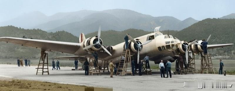 第二次世界大战时期墨索里尼罗马亦有自己的全金属四发轰炸机，这种飞机就是P-108