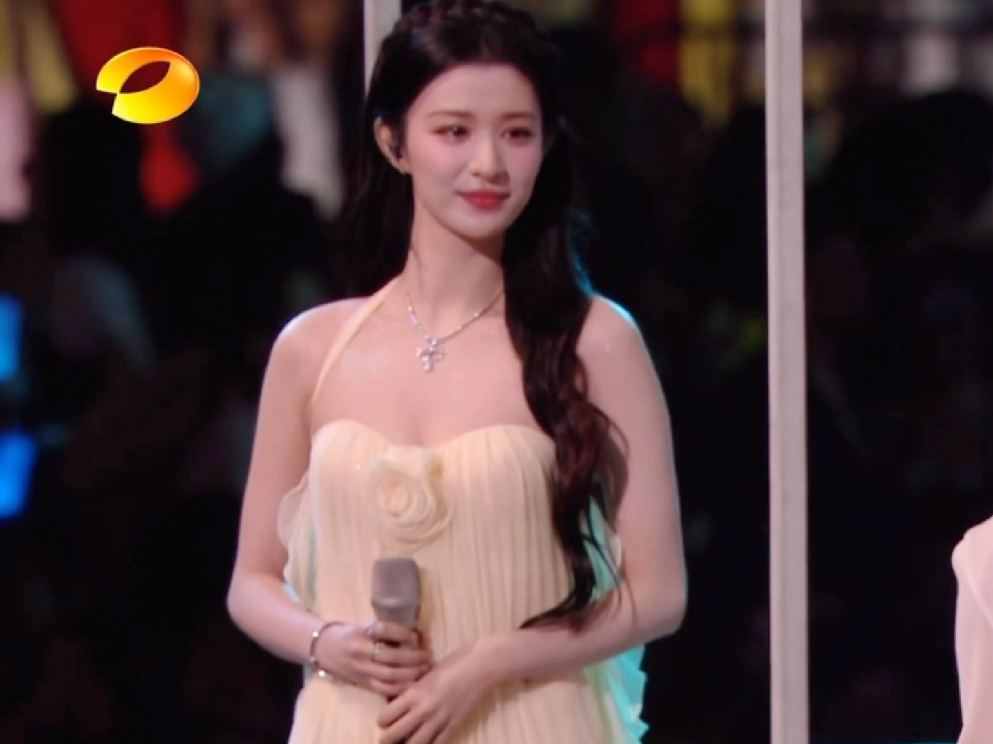 给王楚然全宇宙不解释 好美好美王楚然 好听湖南卫视跨年晚会