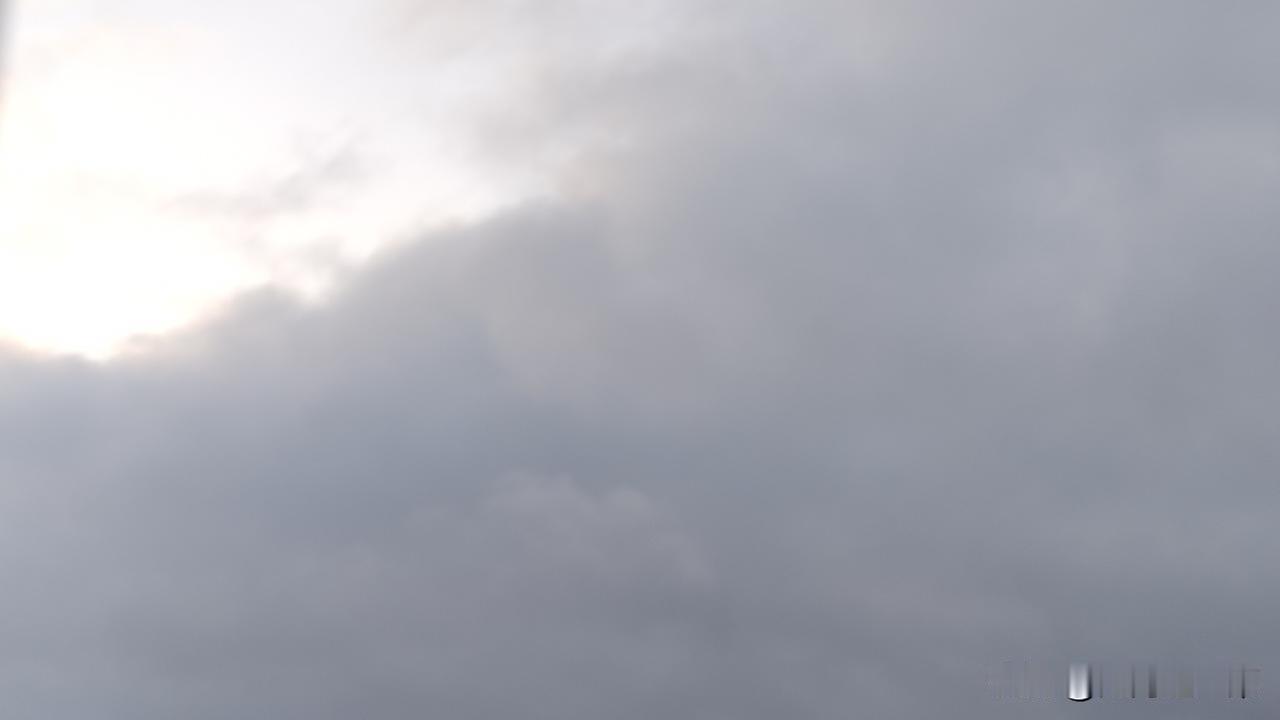 智商高如清北，也会被裹挟了同情心，从线上走到线下，让一件小事占用了大量的社会资源