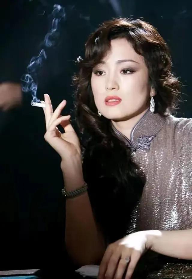 近距离看巩俐的美丽瞬间巩俐风韵犹存 热议巩俐之美