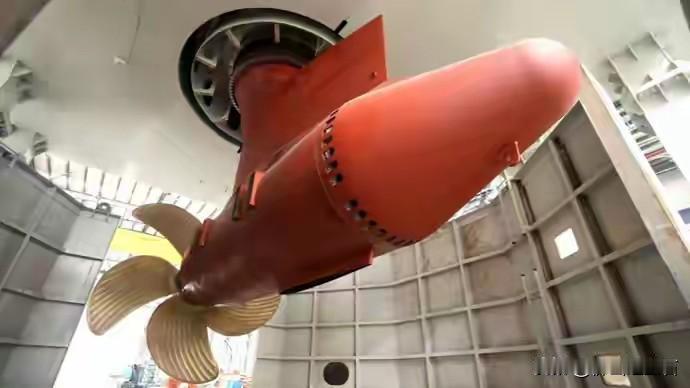 12月1日，中国船舶集团第七〇四研究所自主研发的船用吊舱推进器S - POD系列