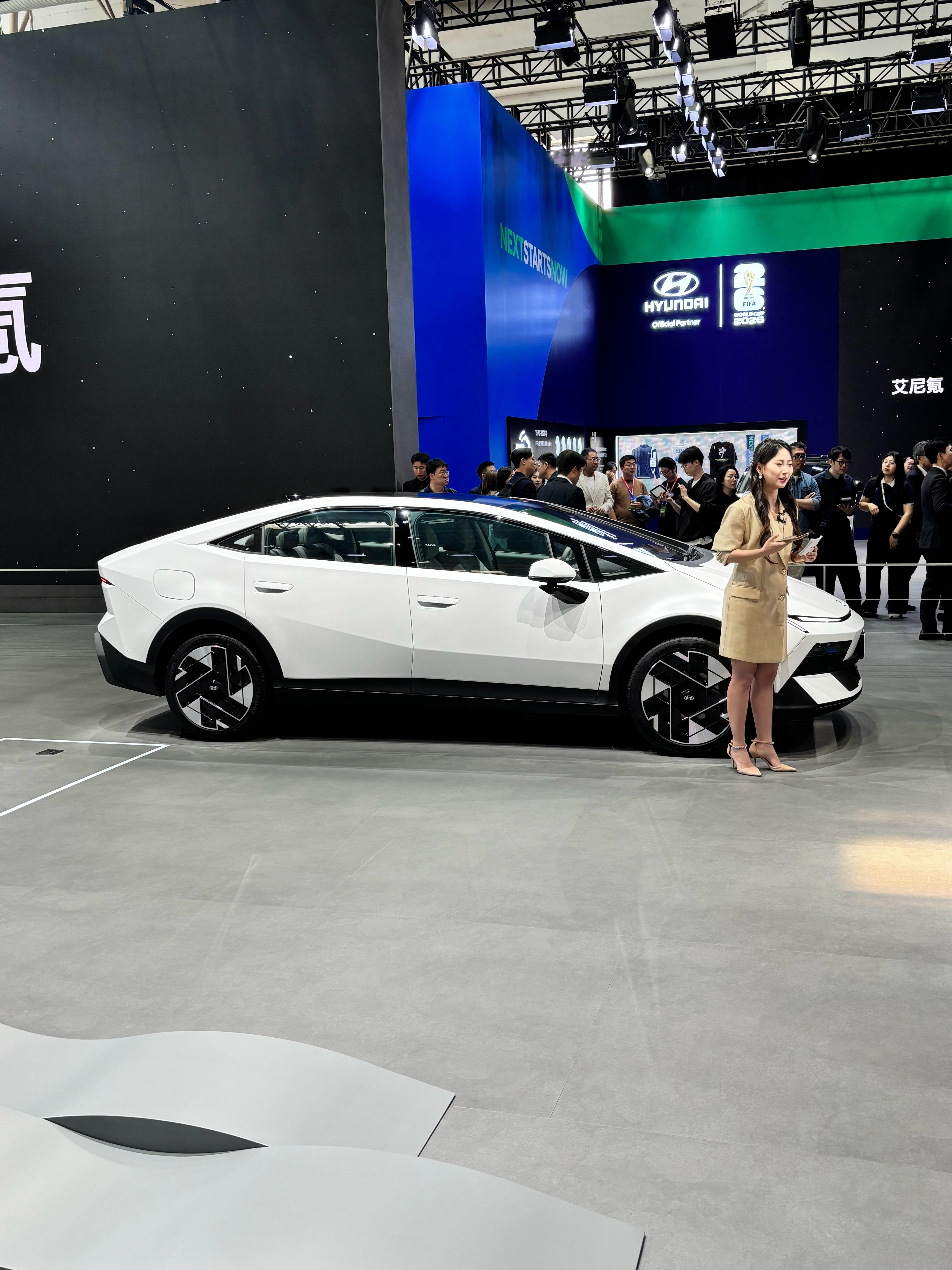 现代的新能源品牌要进来了，IONIQ艾尼氪，应该是宁德时代电池和Momenta智