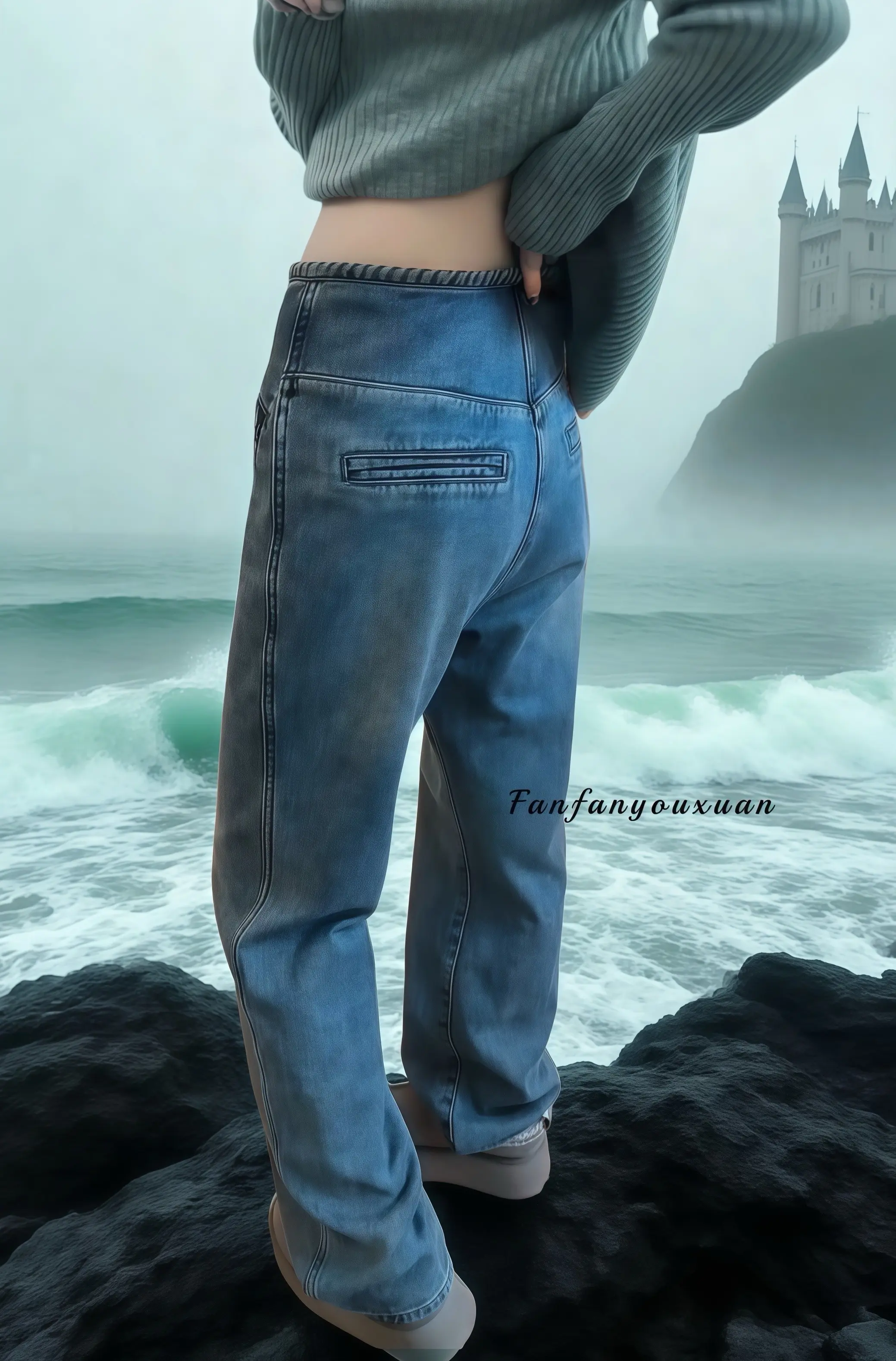 早秋氛围感全靠它拿捏！这条新款高腰显瘦窄版直筒牛仔裤，穿上秒变腿精。高...