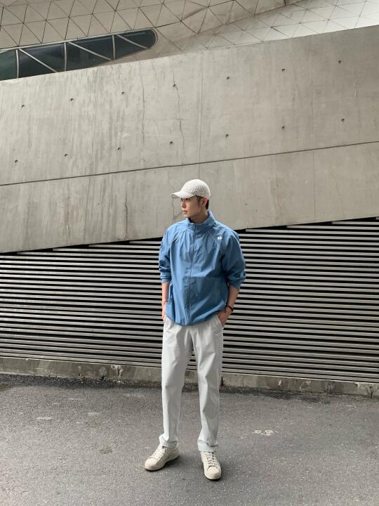 等我先摆好姿势