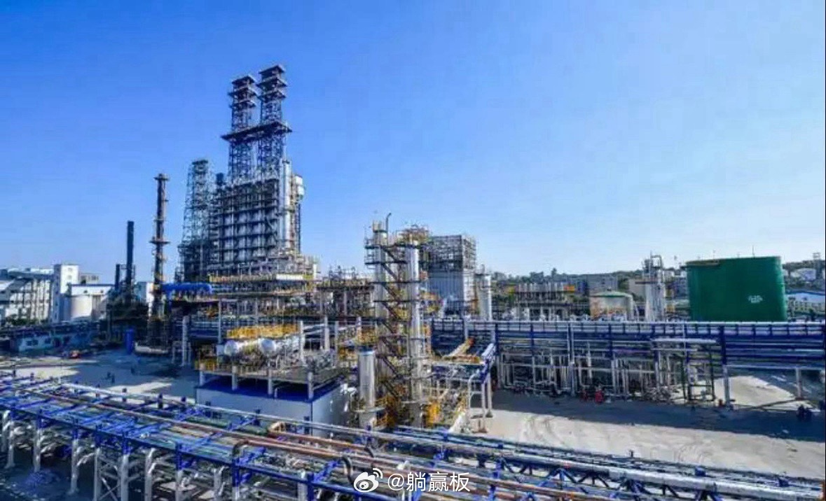 感觉中国人太聪明了，已经预判到今后5～10年，整个世界将会动荡不安，也会接连发生