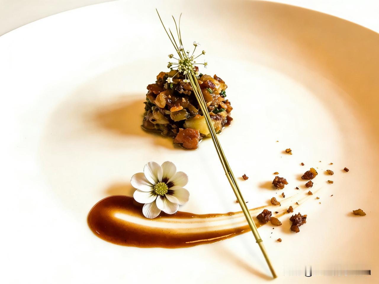 今天我做一道高级菜，
主打的就是盘子要大，菜量要少，空白地方放根草，
再抹点酱，