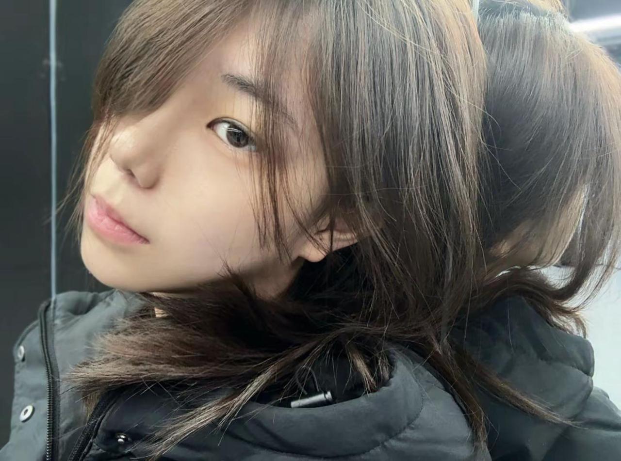 看我不爽是对的看我爽了还得了侧脸 帅哥