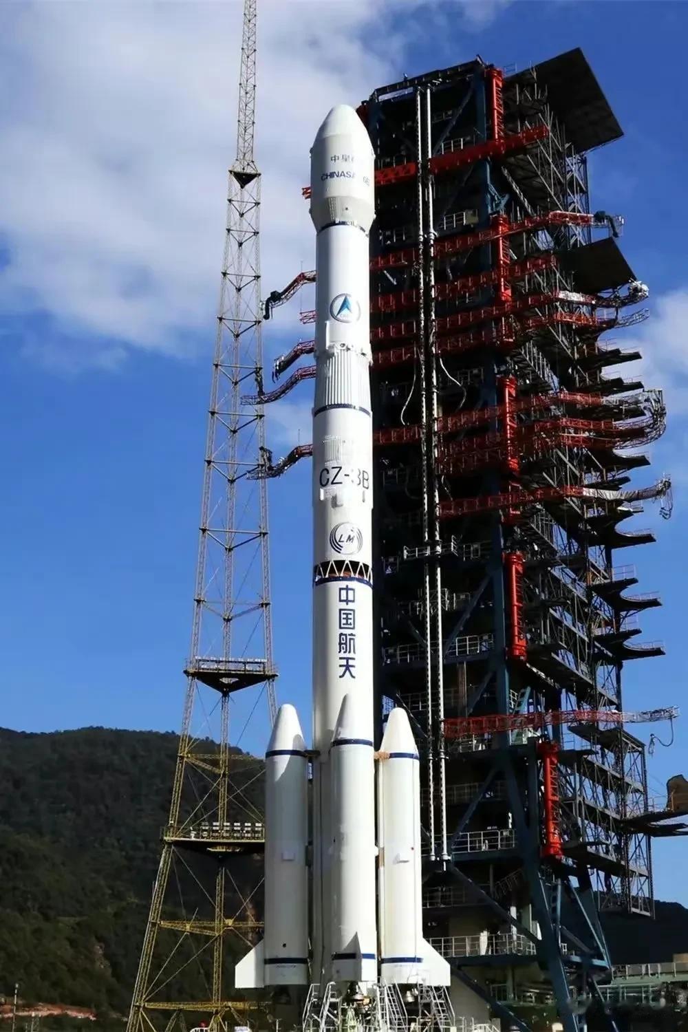 昨天11月9日19时23分西昌又默默的打了一发“长征”三号乙，顺利完成了年度第五