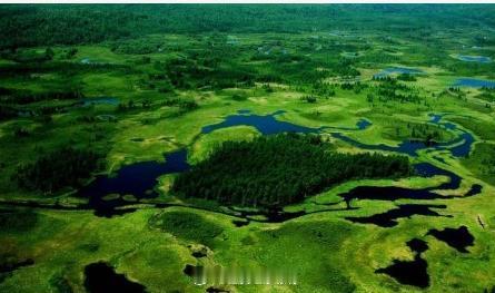 【五大连池风景名胜区】五大连池风景名胜区位于中国黑龙江省北部，五大连池火山群的熔