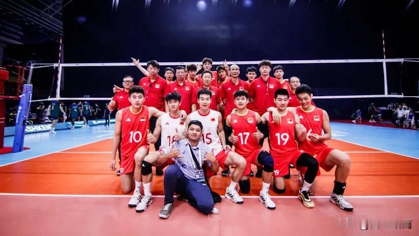 唯一打败冠军球队的队伍！U19男排世锦赛中国男排三连胜拿下第9！法国男排逆转波兰