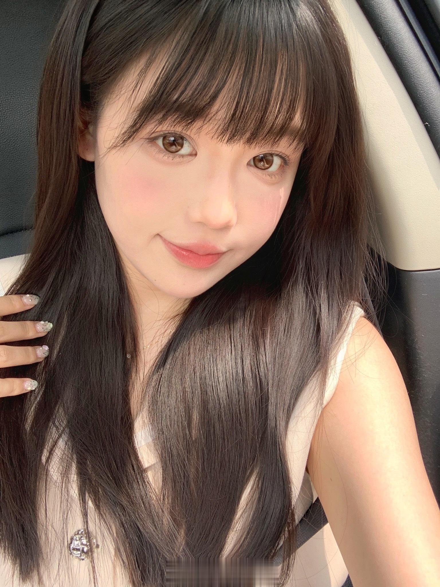 七月结束咯！明天出去玩可以拍很多新照片小碎片一定找时间更新🥹 ​​​