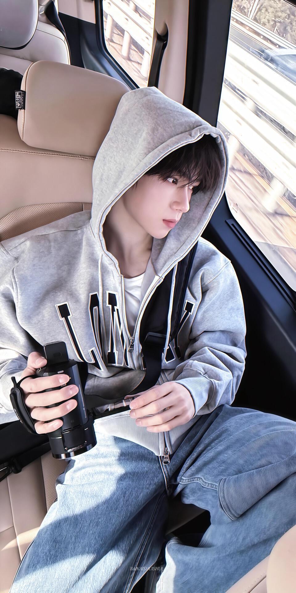 𝑺𝒉𝒂𝒓𝒆余承恩满屏壁纸 