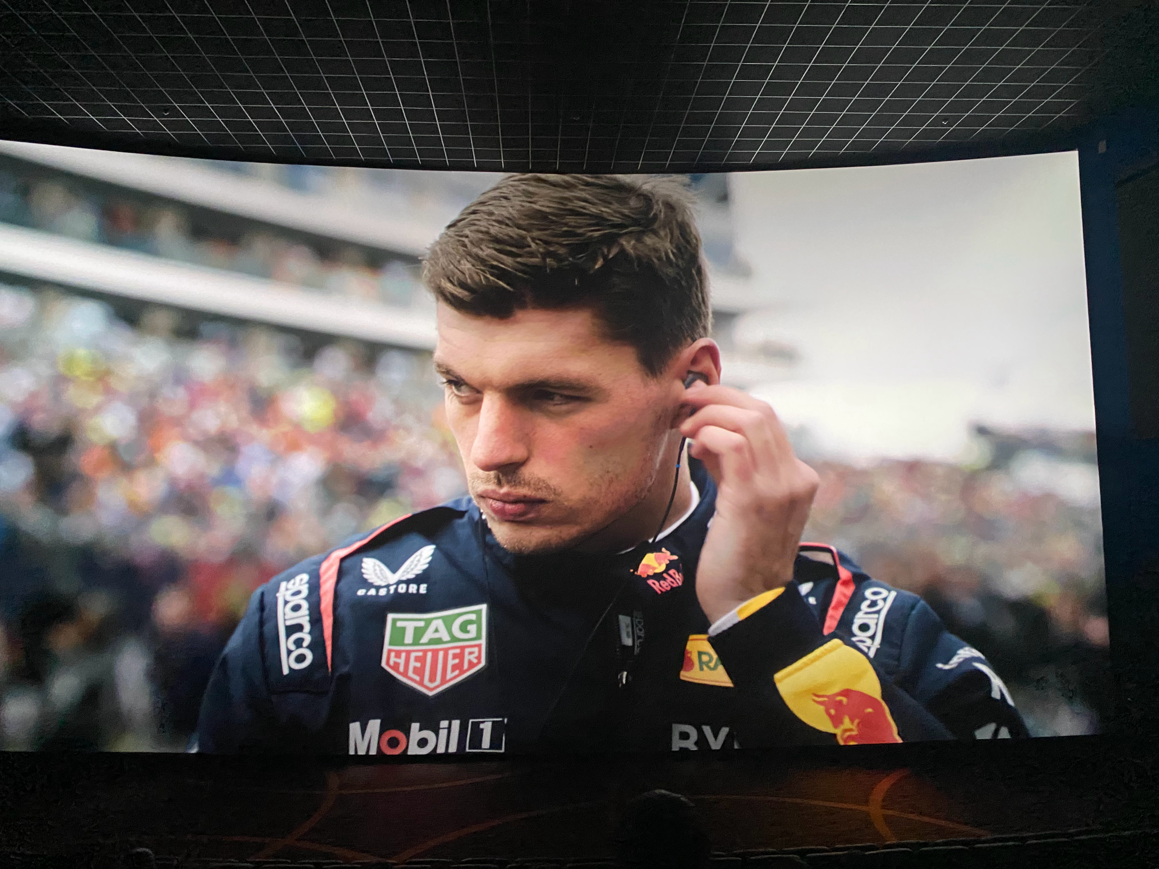 F1电影上映第一天就冲了！强烈建议大家去看IMAX版本，视觉和听觉效果都拉满，屏