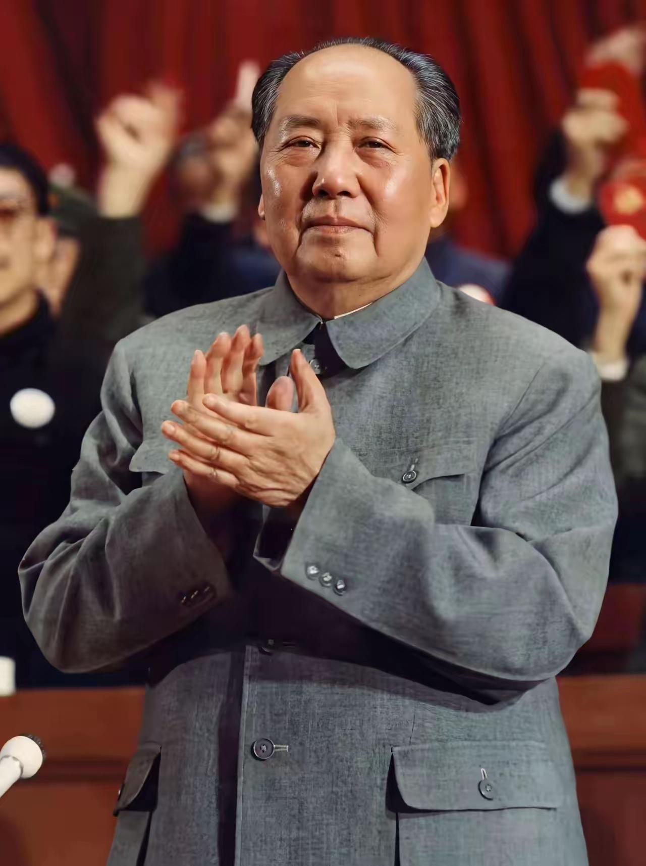 人民领袖在党的全国代表大会上的高清相片。团结的大会，胜利的大会！