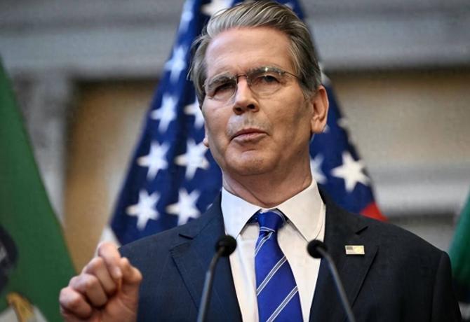 2300吨黄金运抵回国，丢失定价权，美财长开甩锅中方，美元没救了
 
2月7日，