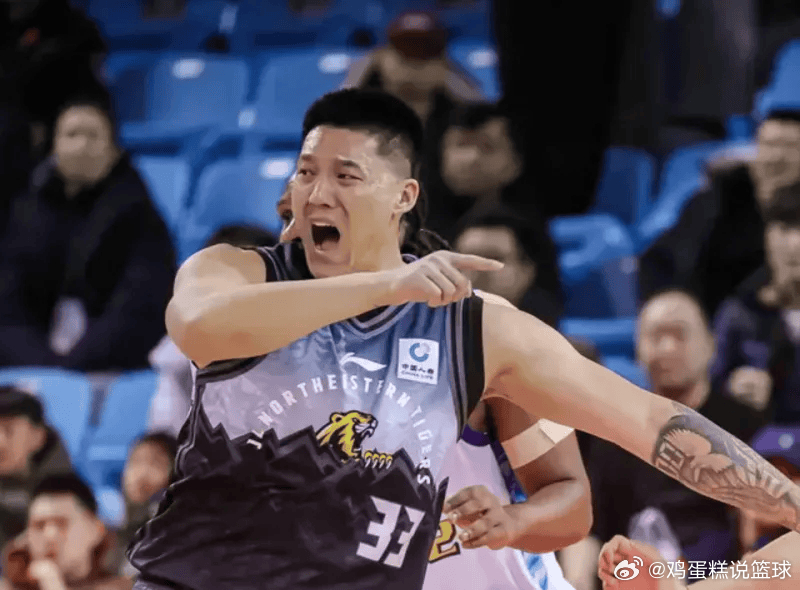 CBA CBA官方发布声明：曾繁日严重违反体育运动精神，停赛2场&罚款10万元。