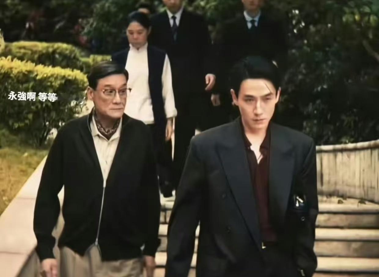 这个配字笑得我上气不接下气哈哈哈哈哈哈哈哈哈哈哈哈哈哈哈哈哈哈哈哈哈哈 ​​​