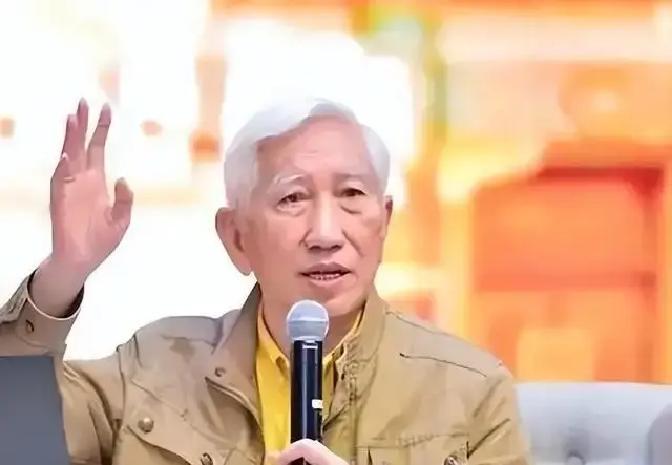这是清华柳冠中教授一句质问：智能科技是不是"跑偏了"——放着救火、排雷、高楼清洗