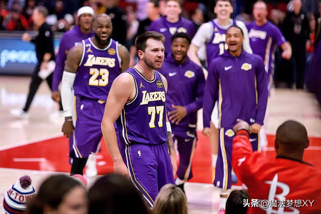 湖人能不能进西决，
我不知道，
但我敢肯定，火箭未必就是
湖人季后赛首轮的最佳对