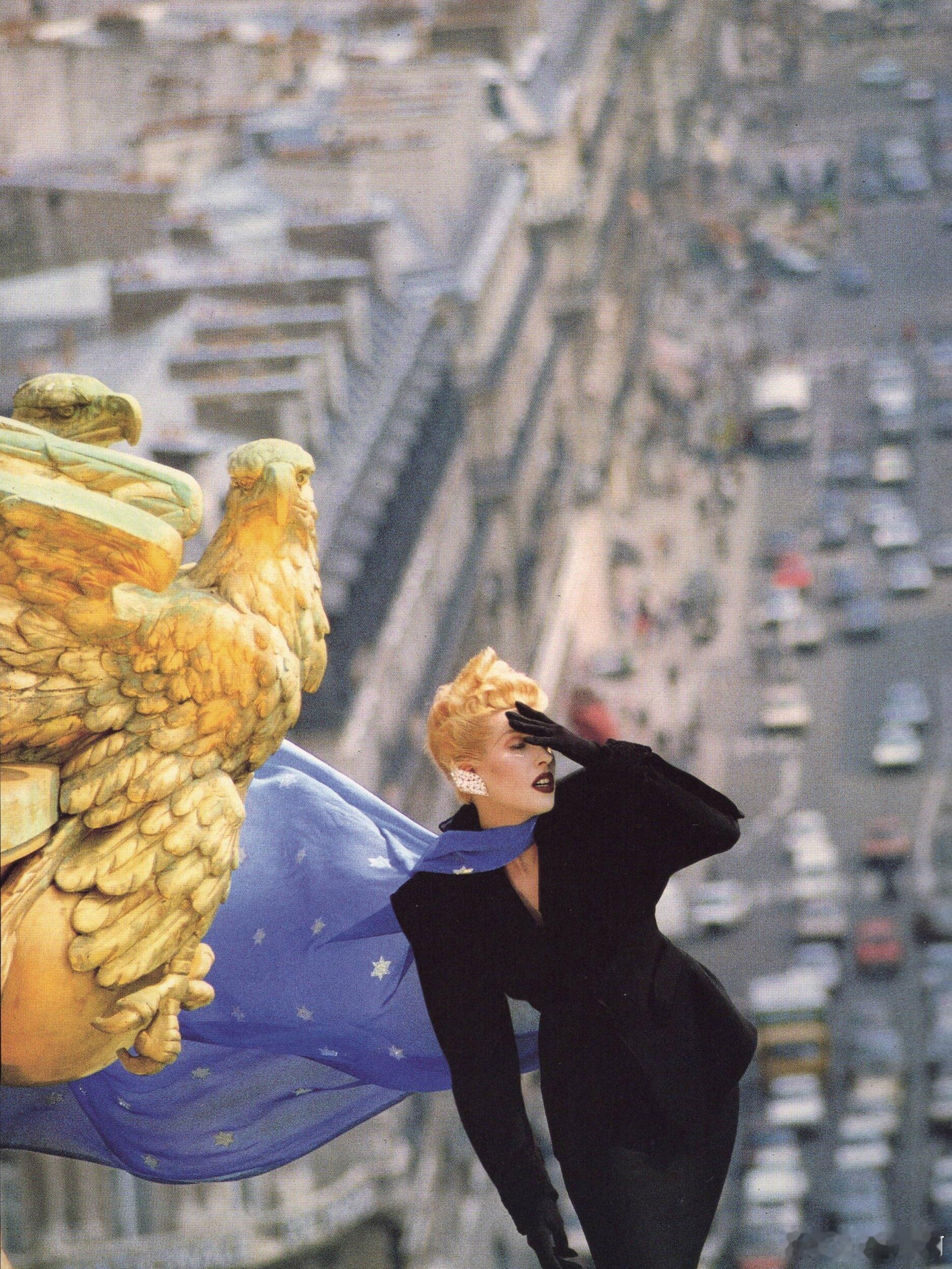 Thierry Mugler’s 1988 Lookbook风格大赏