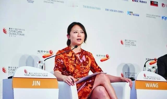 联合早报今天报道：“香港科技大学地缘经济研究所所长金刻羽说，全球化在经历重构，如