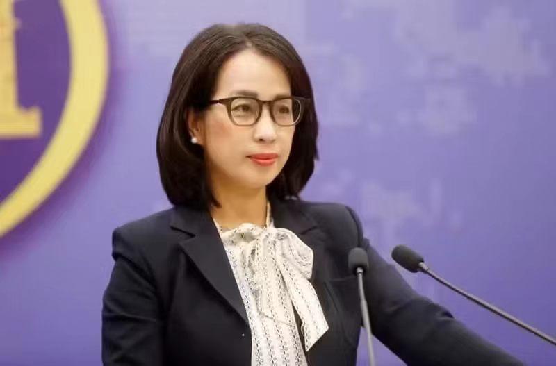 越南外交部发言人范秋姮终于露出来笑容！在美国和伊朗达成临时停火协议的背景下，越南