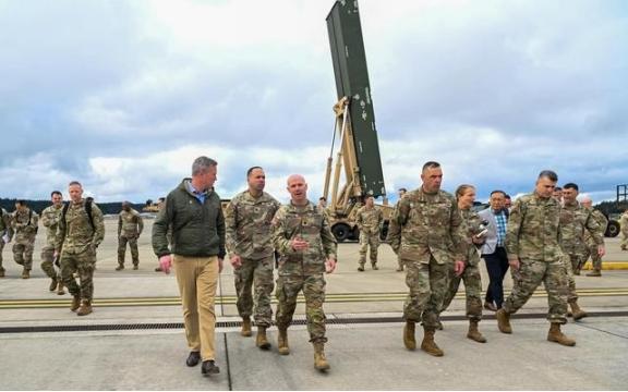 美国已经知道了常规武器已经打不赢亚太战争，美国军方要求生产战术核武器，在亚太地区
