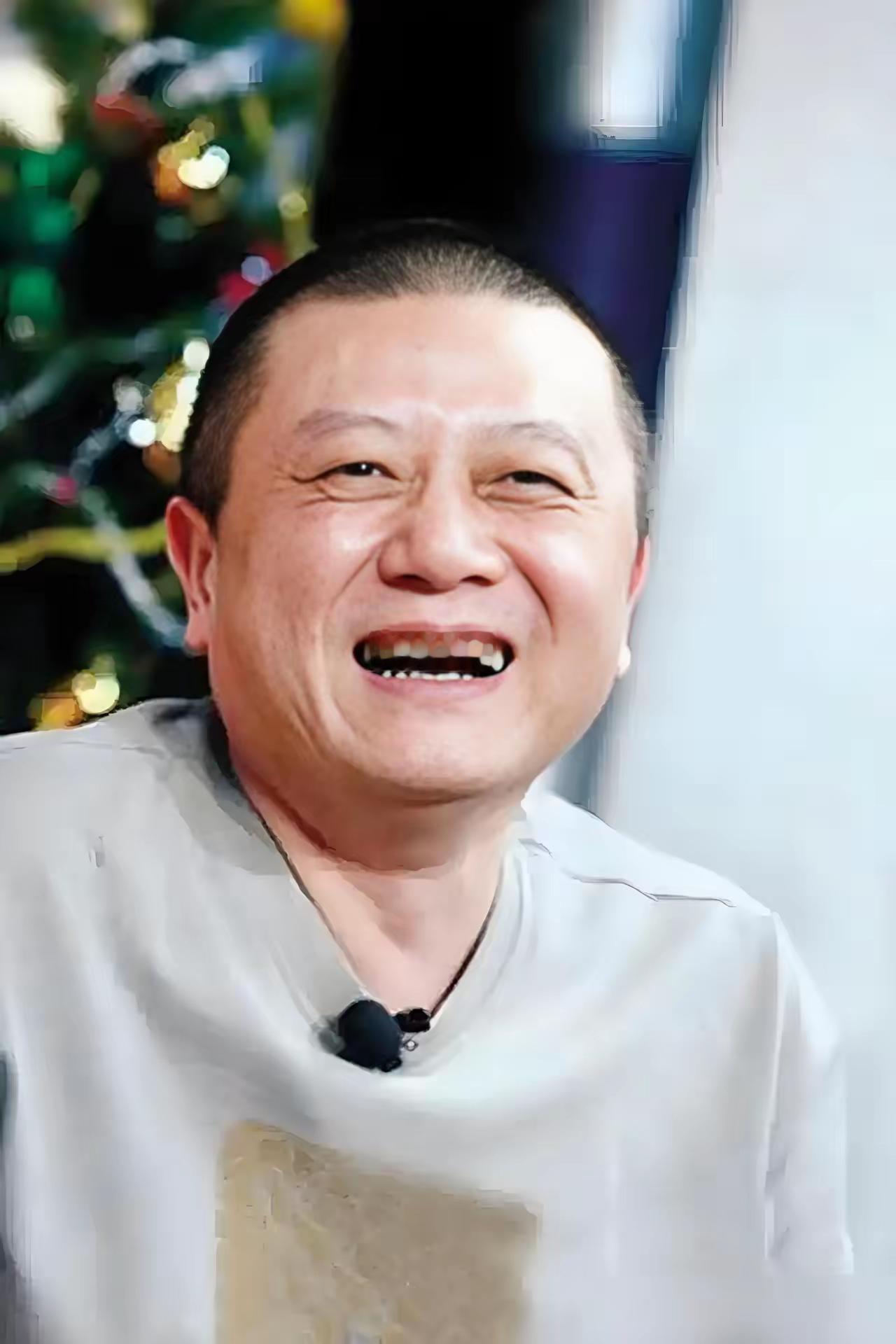 王朔说：“你骂我，我不还口，你背后放冷箭，我不澄清，你诋毁我，我无言一笑。我不是