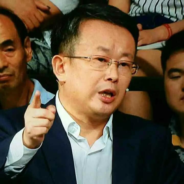 项立刚同学也是人大硕士？

近日，在自媒体曝光度极高的人大知名校友包括:

知名