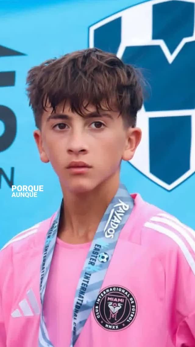 越来越像安妞，太像了😊蒂亚戈梅西梅西