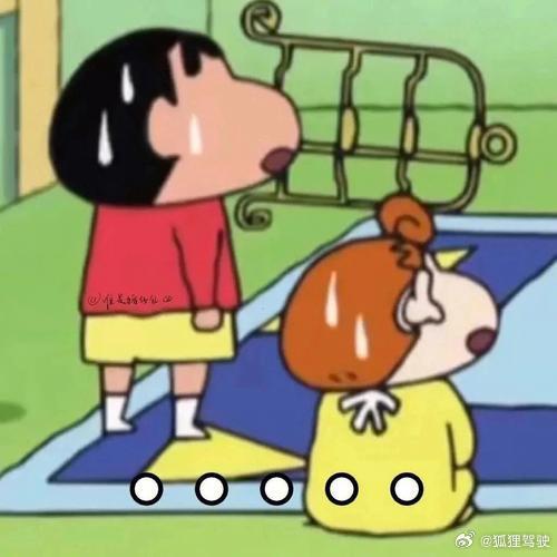 张雪峰账号头像变成黑白很多头像都是灰色的了  据说明天公布消息