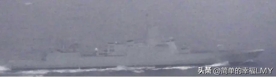 中国海军055万吨大驱编队进入日本海！2026年3月31日，日本方面发布消息，3