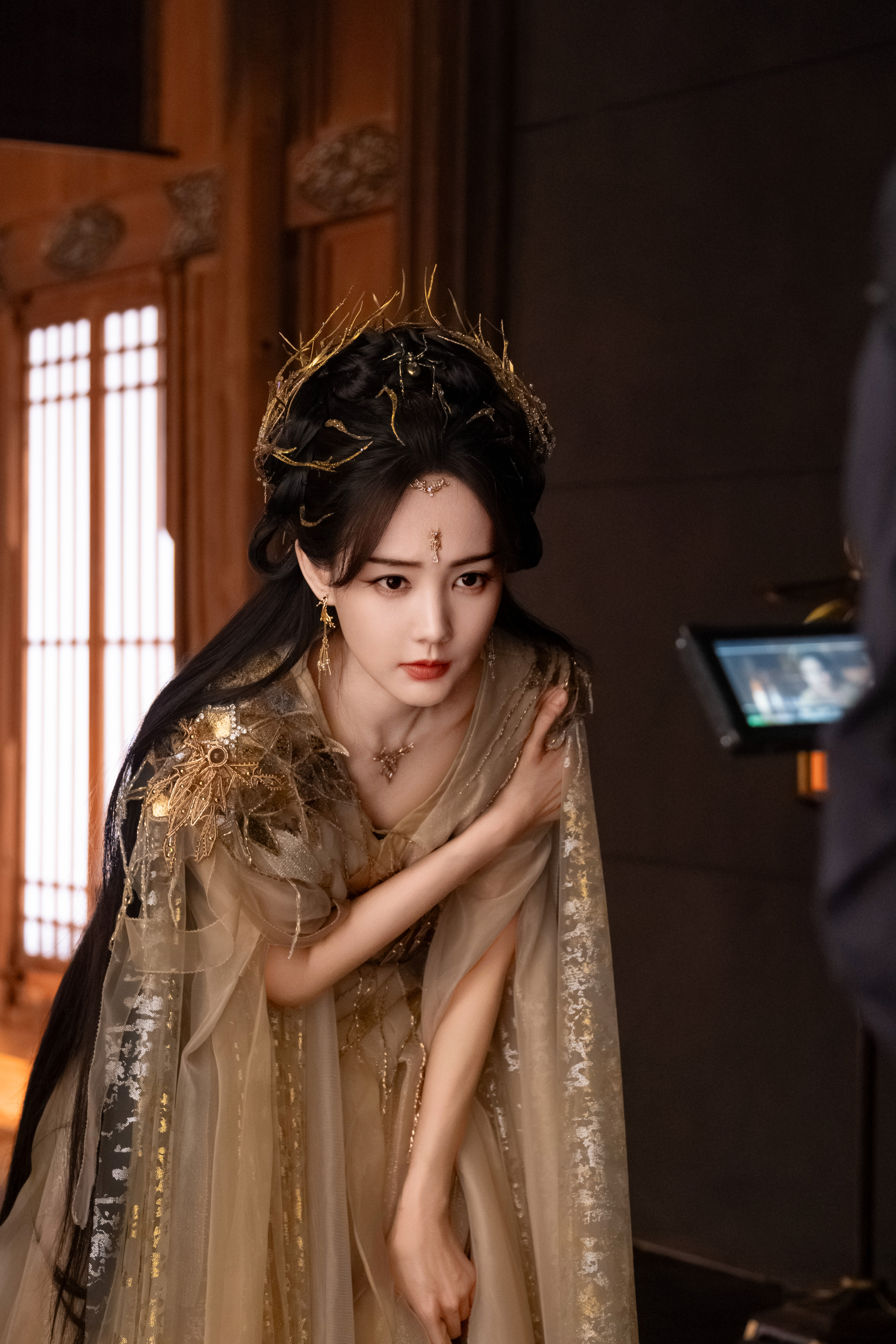 这套好漂亮！！！[期待][期待][期待]金灿灿的✨✨✨ 李一桐 《天地剑心》清瞳