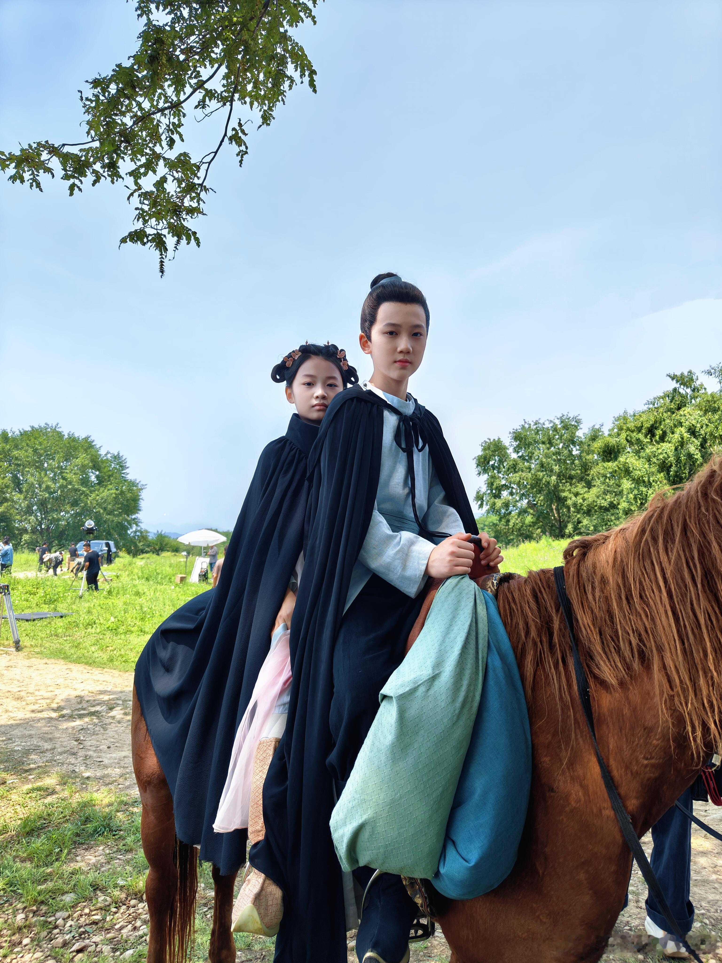 唐朝诡事录这双好儿女何去何从勤奋上进，闻鸡起舞，挑灯夜读，文武双全，一切只因不臣